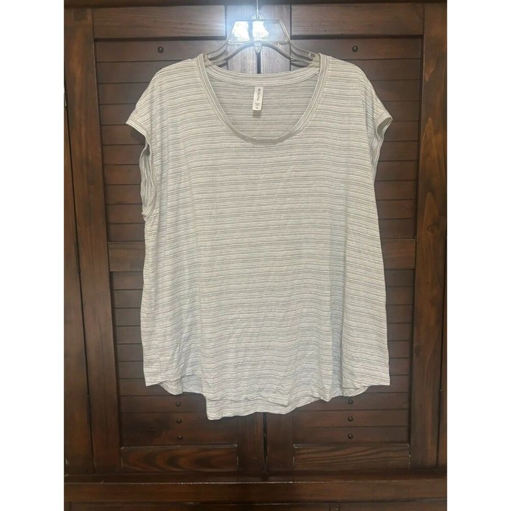 Athleta Plus Top Cloudlight Stratus Whisper Stripe White / Heather Grey Size 1X